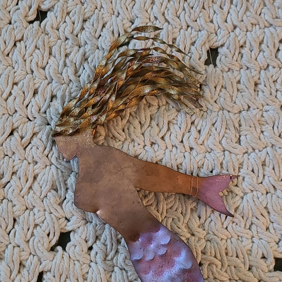 MERMAID METAL WINDOW HANGING.SPARKLES - Picture 14 of 16